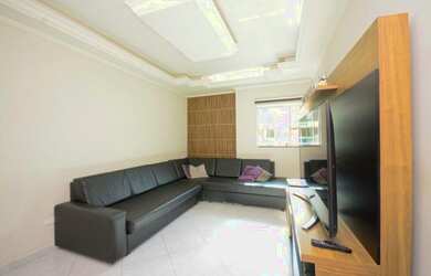 Imagem 4: Casa Jardim Textil Linda. 240m² de Área, 4 Vagas na garageme3 Dormitórios