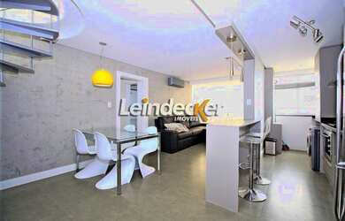 Imagem: O apartamento na cobertura possui 2 Dormitórios, 1 Banheiro