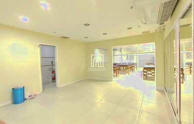 Imagem: O depósito possui 235m² de Área e está localizado em Recreio