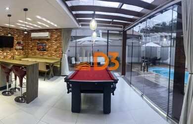 Imagem 15: Incrível Casa de Alto Padrão na Água Verde