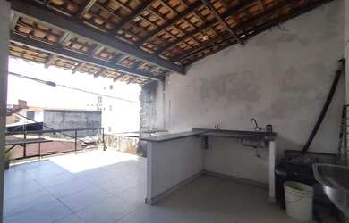 Imagem: A casa possui 3 Dormitórios, 1 Banheiro, 90m² de Área e