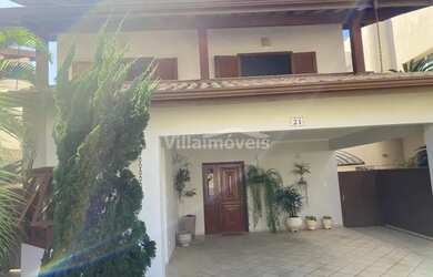 Imagem: A casa em condomínio possui 4 Dormitórios, 4 Banheiros, 4