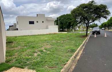 Imagem 5: Lote/Terreno para venda possui 500 metros quadrados em Recreio das Acácias...