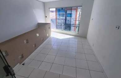 Imagem: A casa possui 2 Dormitórios, 1 Banheiro e 185m² de Área e