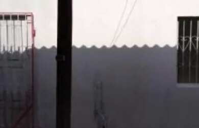 Imagem: A casa à venda possui 2 Dormitórios, 1 Banheiro e 2 Vagas