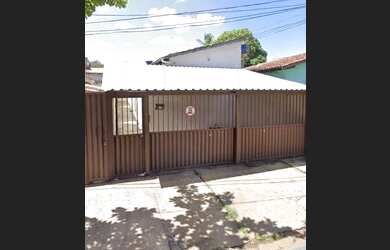 Imagem: A casa em condomínio possui 2 Dormitórios, 1 Banheiro e está