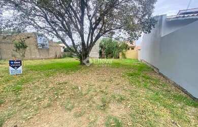 Imagem: O terreno possui 200m² de Área e está localizado em Loteamento