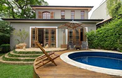 Imagem: A casa possui 3 Dormitórios, 3 Banheiros e está localizado