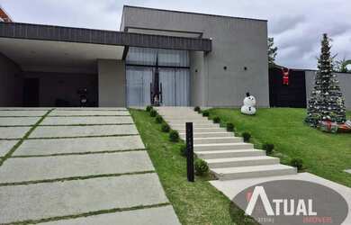 Imagem: A casa em condomínio possui 3 Dormitórios, 5 Banheiros, 4