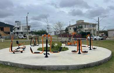 Imagem 2: Casa 3 dormitórios 3 S , 514m2, 04 vagas - Alto dos Ingleses - Florianópolis/SC