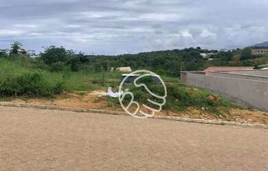Imagem: O terreno possui 300m² de Área e está localizado em Village