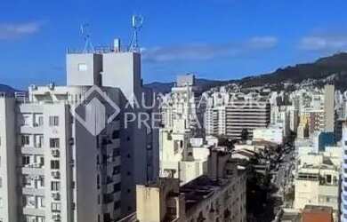 Imagem: O apartamento possui 2 Dormitórios, 3 Banheiros, 1 Vaga na