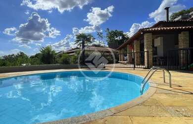 Imagem: A casa em condomínio possui 3 Dormitórios, 1 Banheiro, 5 Vagas