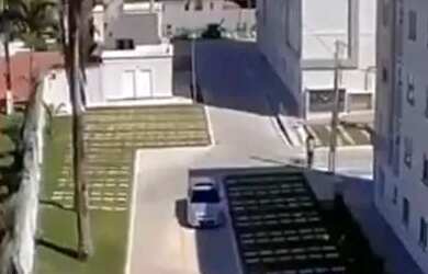 Imagem 3: Mobiliado parque solaris 2/4 valor 2.200,00