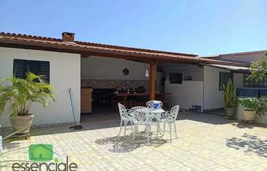 Imagem: O depósito possui 5 Vagas na garagem, 510m² de Área e está