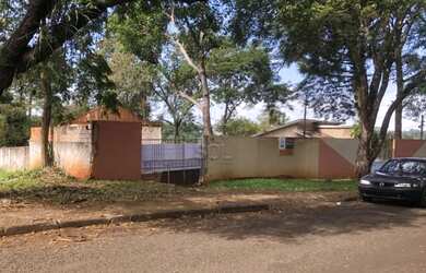 Imagem: O terreno possui 1.800m² de Área e está localizado em Centro