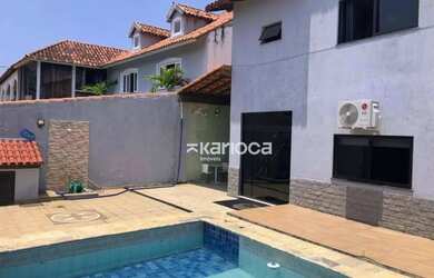 Imagem 2: Casa com 4 dormitórios à venda, 422 m² por R$ 850.000,00 - Taquara...