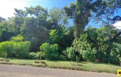 Imagem: O terreno possui 408m² de Área e está localizado em Centro