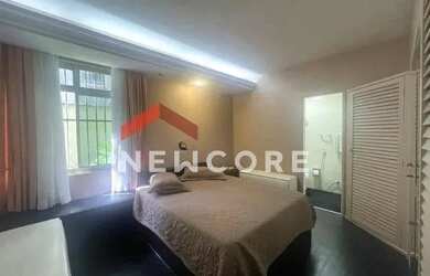 Imagem: O apartamento possui 4 Dormitórios, 3 Banheiros, 1 Vaga na