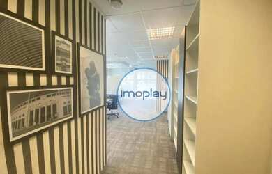 Imagem: O depósito possui 3 Vagas na garagem, 84m² de Área, Imóvel