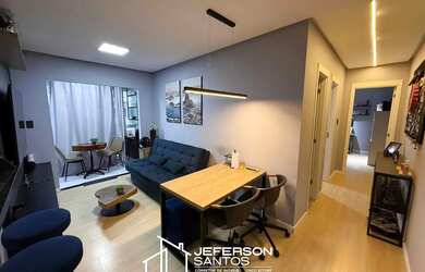 Imagem: O apartamento possui 2 Dormitórios, 2 Banheiros, 1 Vaga na