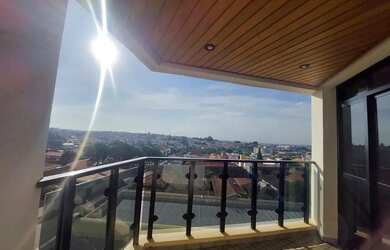 Imagem: O apartamento possui 2 Dormitórios, 3 Banheiros, 2 Vagas na