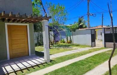 Imagem: A casa possui 3 Dormitórios, 4 Banheiros, 3 Vagas na garagem