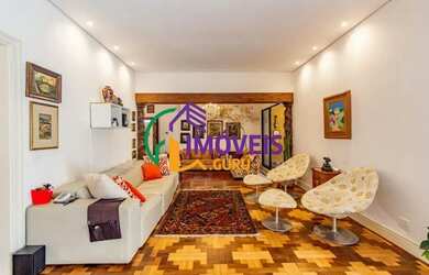 Imagem: A casa possui 5 Dormitórios, 5 Banheiros, 5 Vagas na garagem