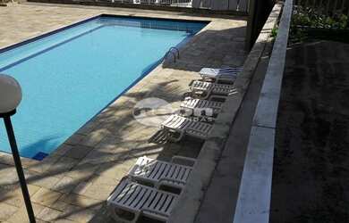 Imagem: O apartamento possui 3 Dormitórios, 1 Banheiro, 1 Vaga na garagem