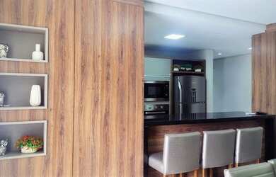 Imagem: O apartamento possui 2 Dormitórios, 1 Banheiro, 1 Vaga na garagem