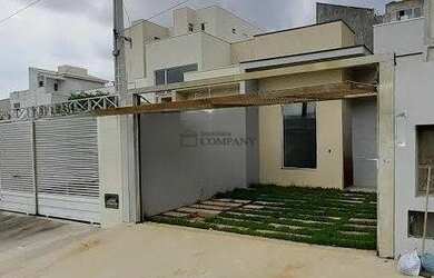 Imagem: A casa possui 2 Dormitórios, 1 Banheiro, 2 Vagas na garagem