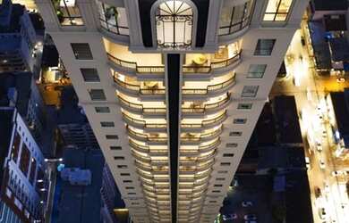 Imagem: O apartamento possui 4 Dormitórios, 4 Banheiros, 3 Vagas na