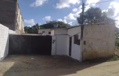 Imagem: O depósito possui 3 Vagas na garagem, 1000m² de Área e está