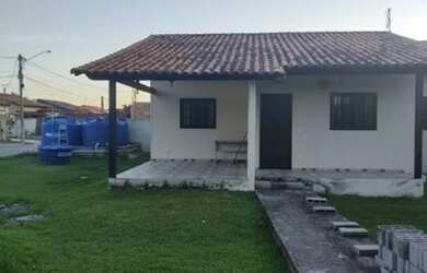 Imagem: A casa em condomínio possui 2 Dormitórios, 2 Banheiros, 1