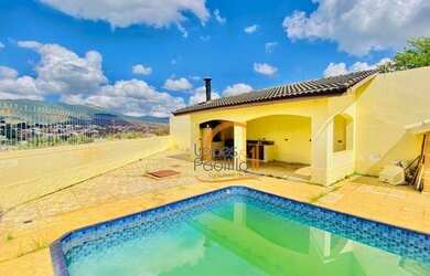 Imagem 1: Ótima casa com piscina para Locação no bairro Jardim do Lago em Atibaia!!! Lugar super tra