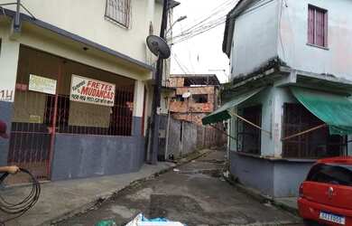 Imagem: A casa possui 4 Dormitórios, 4 Banheiros, 95m² de Área e