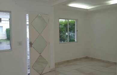 Imagem: A casa em condomínio possui 3 Dormitórios, 2 Banheiros, 2