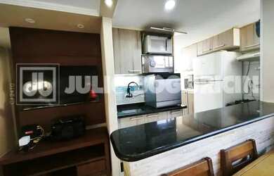 Imagem 10: Apartamento Padrão / Residencial / Praia da Bandeira