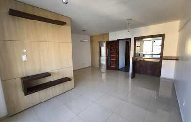 Imagem: O apartamento possui 4 Dormitórios, 3 Banheiros, 2 Vagas na