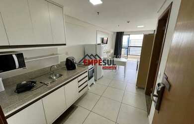 Imagem: O studio possui 1 Dormitório, 1 Banheiro, 1 Vaga na garagem