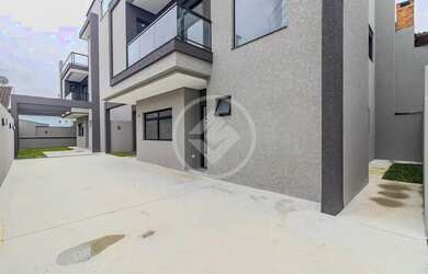 Imagem: A casa em condomínio possui 3 Dormitórios, 4 Banheiros, 4