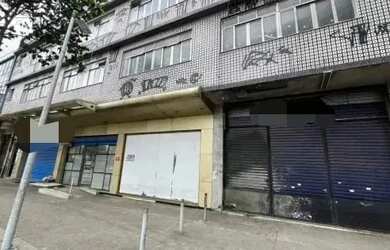 Imagem: O depósito possui 5 Vagas na garagem, 1.064m² de Área e