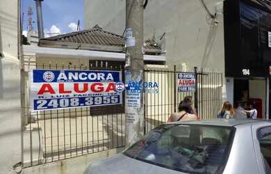 Imagem: O depósito possui 300m² de Área e está localizado em Centro