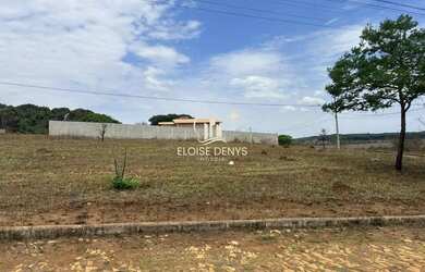 Imagem: O terreno à venda possui e está localizado em Matozinhos