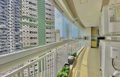 Imagem: O apartamento possui 3 Dormitórios, 5 Banheiros, 2 Vagas na