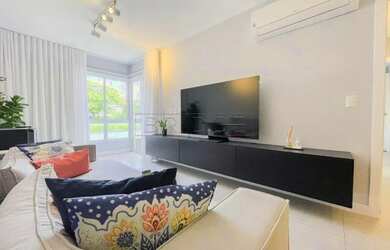 Imagem: O apartamento possui 2 Dormitórios, 2 Banheiros, 2 Vagas na