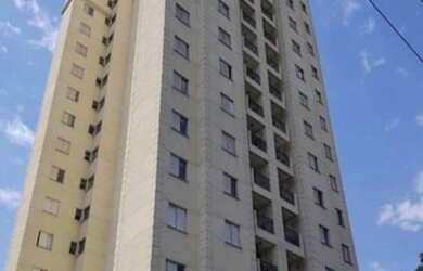 Imagem: O apartamento possui 3 Dormitórios, 1 Banheiro, 1 Vaga na garagem