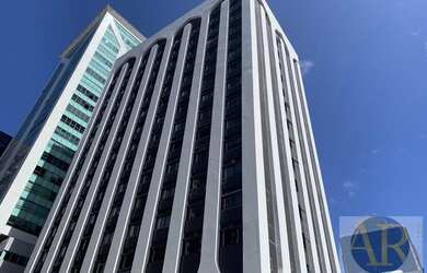 Imagem: O depósito possui 1 Vaga na garagem e 45m² de Área e está