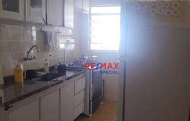 Imagem: O apartamento possui 1 Dormitório, 1 Banheiro, 1 Vaga na garagem