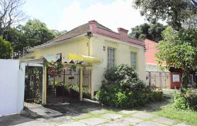 Imagem: O terreno possui 419m² de Área e está localizado em Cristo